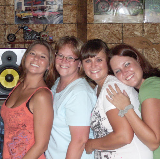 Christy Hansen Photo 38