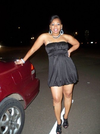 Tara Robinson Photo 6