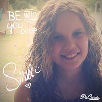 Sarah Mayfield Photo 6