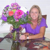 Lynn Ray Photo 15