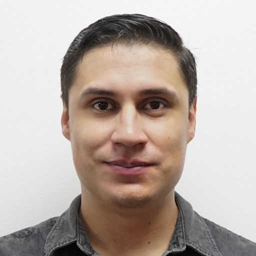 Luis Bonilla Photo 16