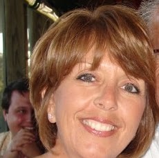 Michele Ward Photo 24