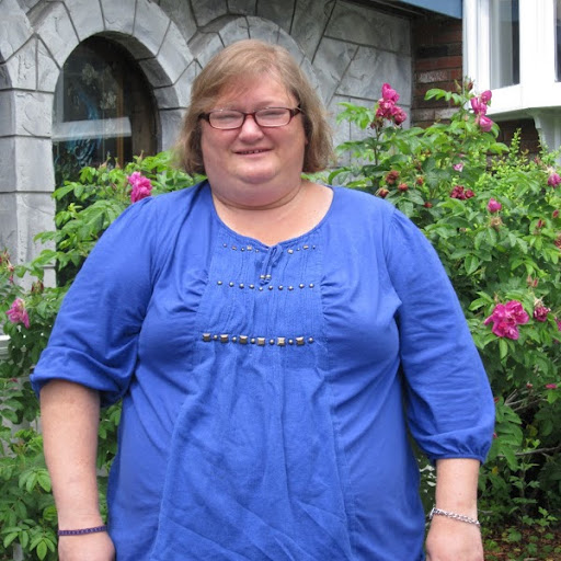 Diane Larochelle Photo 12