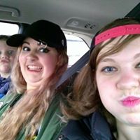 Megan Rowe Photo 41
