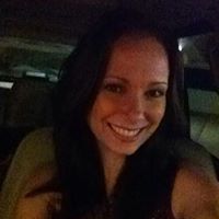 Melissa Hutchison Photo 27