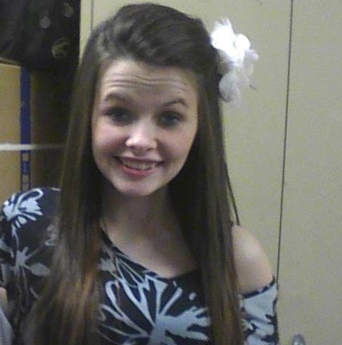 Samantha Crockett Photo 24