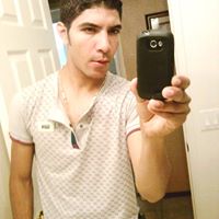 Alberto Salinas Photo 44