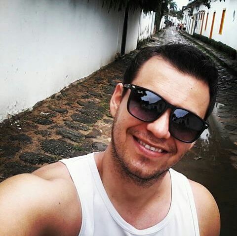 Alex Silva Photo 22