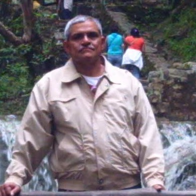 Luis Aguilar Photo 28