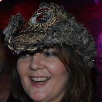 Laurie Milligan Photo 18
