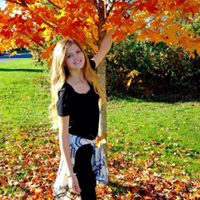 Laura Arnett Photo 13