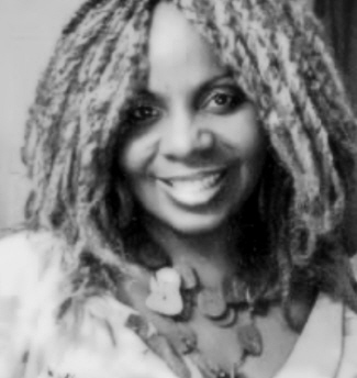Lorraine Davis Photo 40
