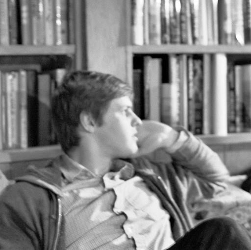 Hunter Jones Photo 8