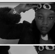 Candice Robinson Photo 14