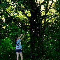 Jessie Holman Photo 21