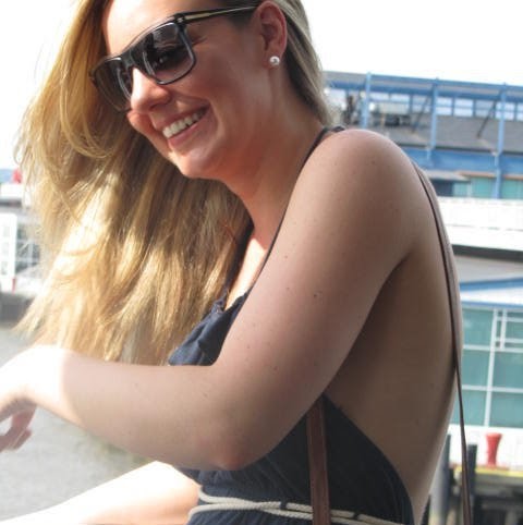 Courtney Cook Photo 35