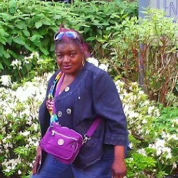 Phyllis Bond Photo 31