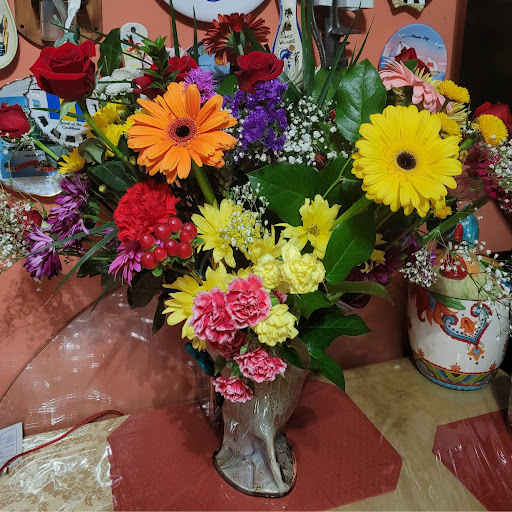 Marjorie Simmons Photo 26