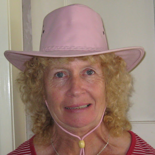 Elizabeth Scott Photo 43
