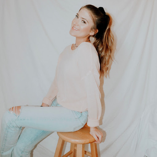 Elise Wilson Photo 8