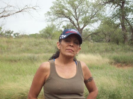 Frances Gonzales Photo 14