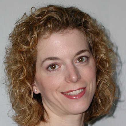 Amy Crenshaw Photo 21