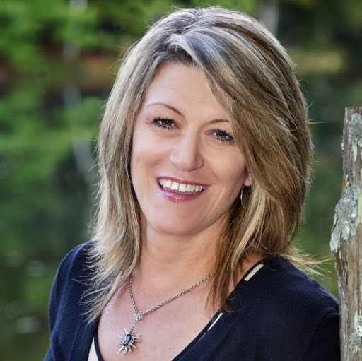 Beth Forrest Photo 34