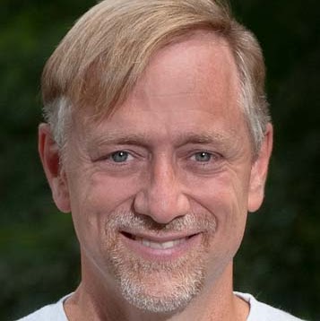 Kevin Graves Photo 34