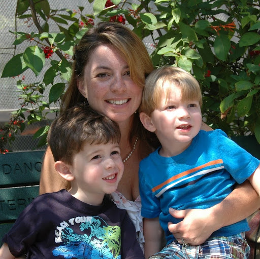 Jennifer Peterson Photo 49