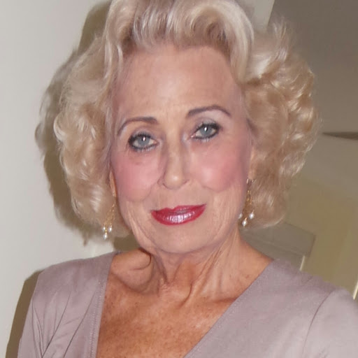 Nancy Ellis Photo 5