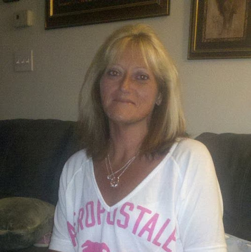 Michele Gross Photo 25