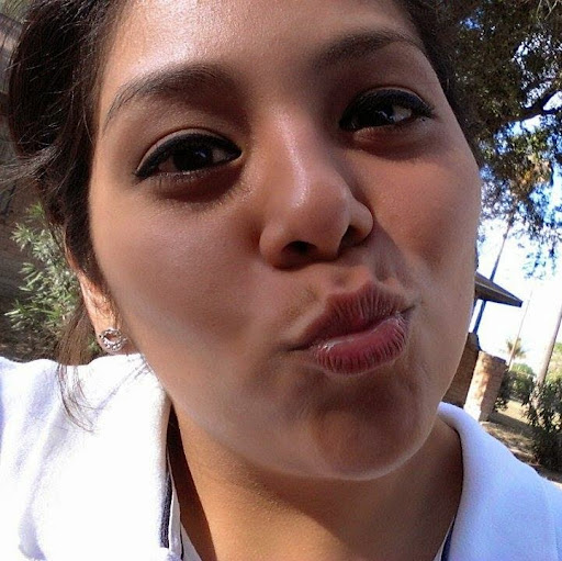 Alejandra Limon Photo 8