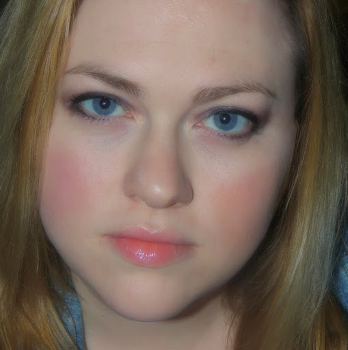 Catherine Gray Photo 14