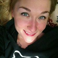 Heather Wolfe Photo 29