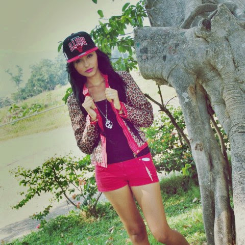 Karla Ramos Photo 16