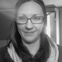 Katie Clayton Photo 8