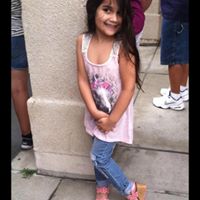 Sandra Montanez Photo 15