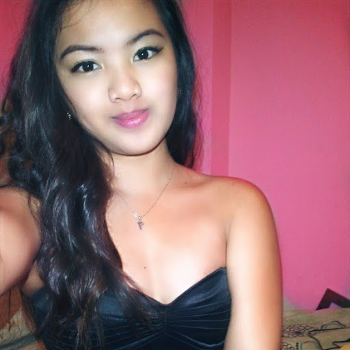 Patricia Santos Photo 6