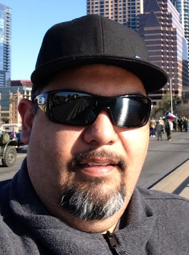 Frank Flores Photo 46
