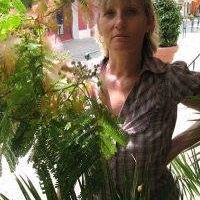 Christine Schemmel Photo 4