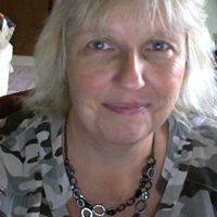 Sandra Luebke Photo 7