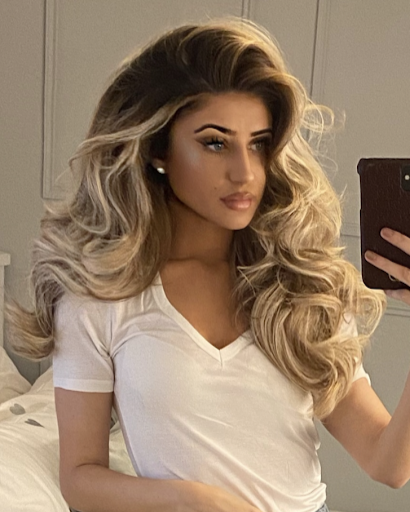 Nicole Abraham Photo 19
