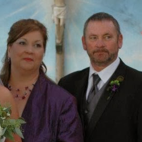 Julie Cannon Photo 27