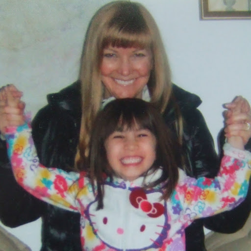 Lois Turner Photo 4