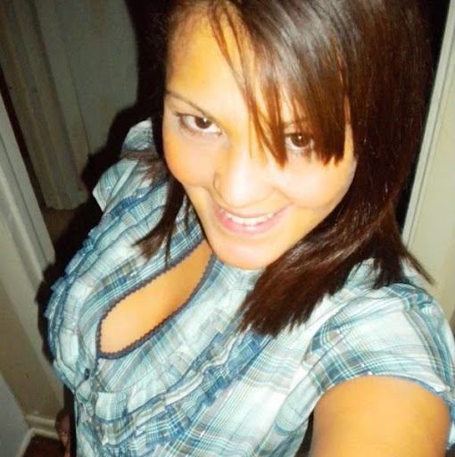 Lora Davis Photo 49