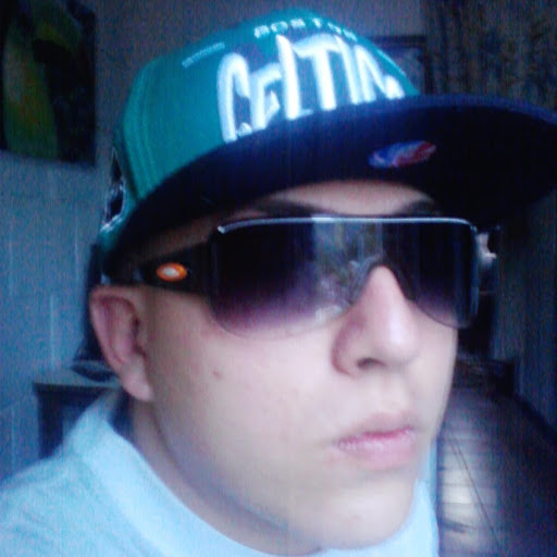 Hector Velez Photo 14