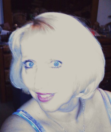 Linda Hendricks Photo 3