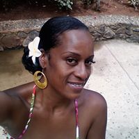 Salena Brown Photo 12