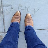 Julie Neil Photo 17