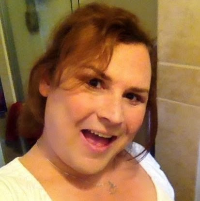 April Carr Photo 29